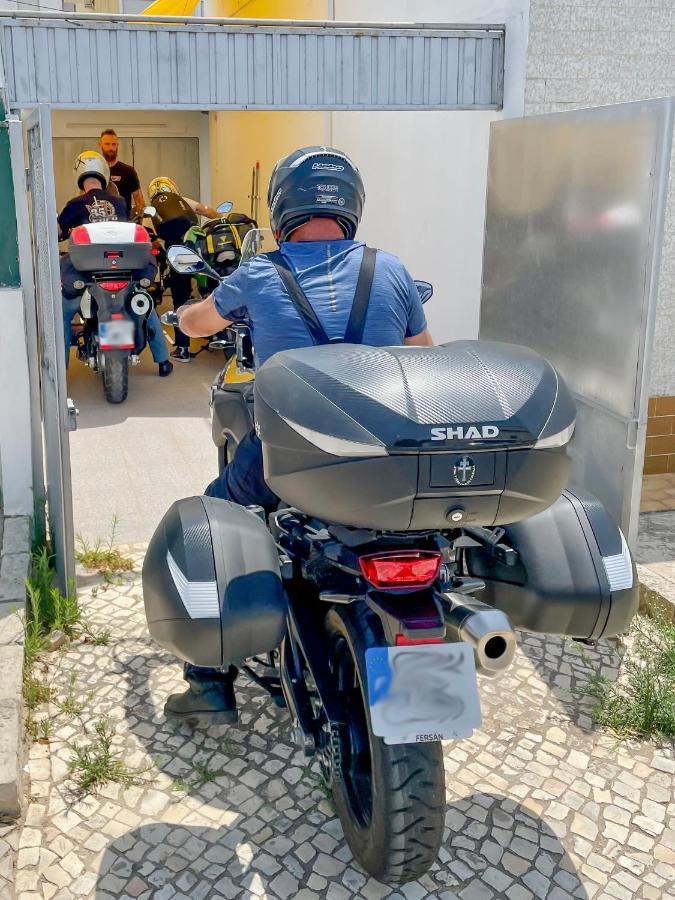 Moradia - T2 Pátio Amplo Casa vacanze